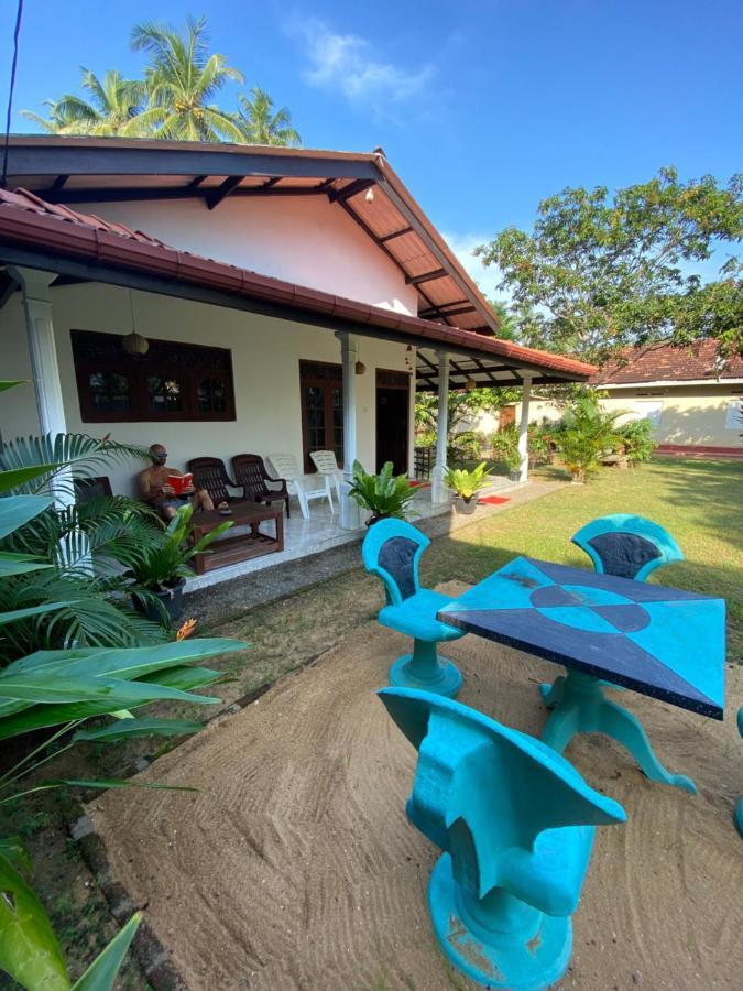 Mango Villa Hikkaduwa Extérieur photo