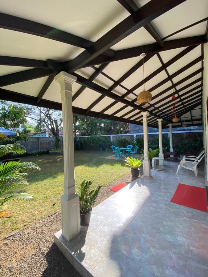 Mango Villa Hikkaduwa Extérieur photo