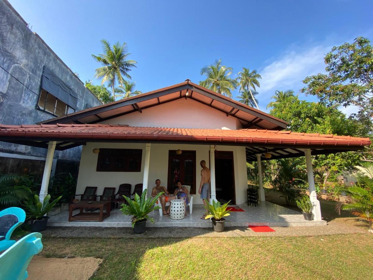 Mango Villa Hikkaduwa Extérieur photo